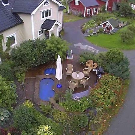 Minihus Med Drommeutsikt Til Sunnmorsalpene Apartamento Aure  Exterior foto